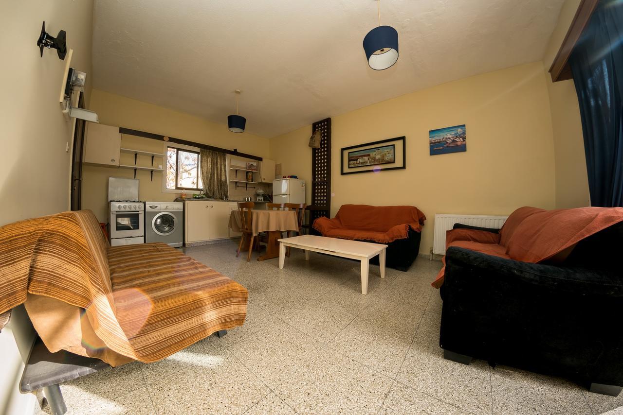 George Apartments Center Айя-Напа Экстерьер фото